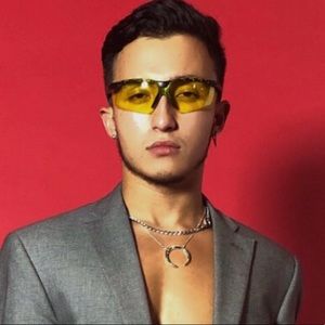 Meet your Posher, Matthew